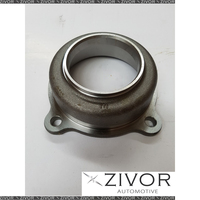 Axle Shaft Bearing Carrier For Toyota Hilux KZN165 1KZTE 3.0L 12/1999 - 04/2005