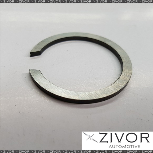 Manual Trans Input Shaft Bearing Circlip For Toyota Landcruiser HZJ78(FR T=2.40)
